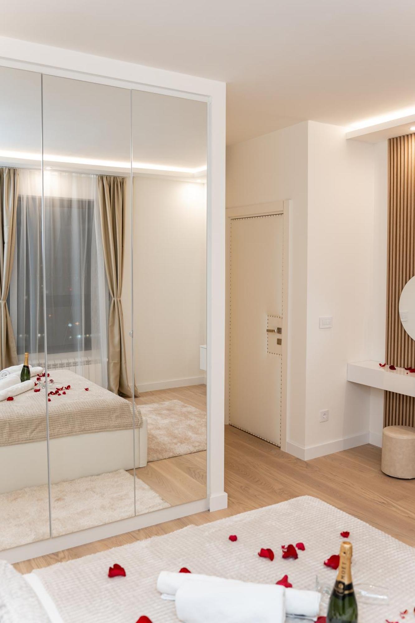 Sinfonia Lux Apartment Beograd Ngoại thất bức ảnh