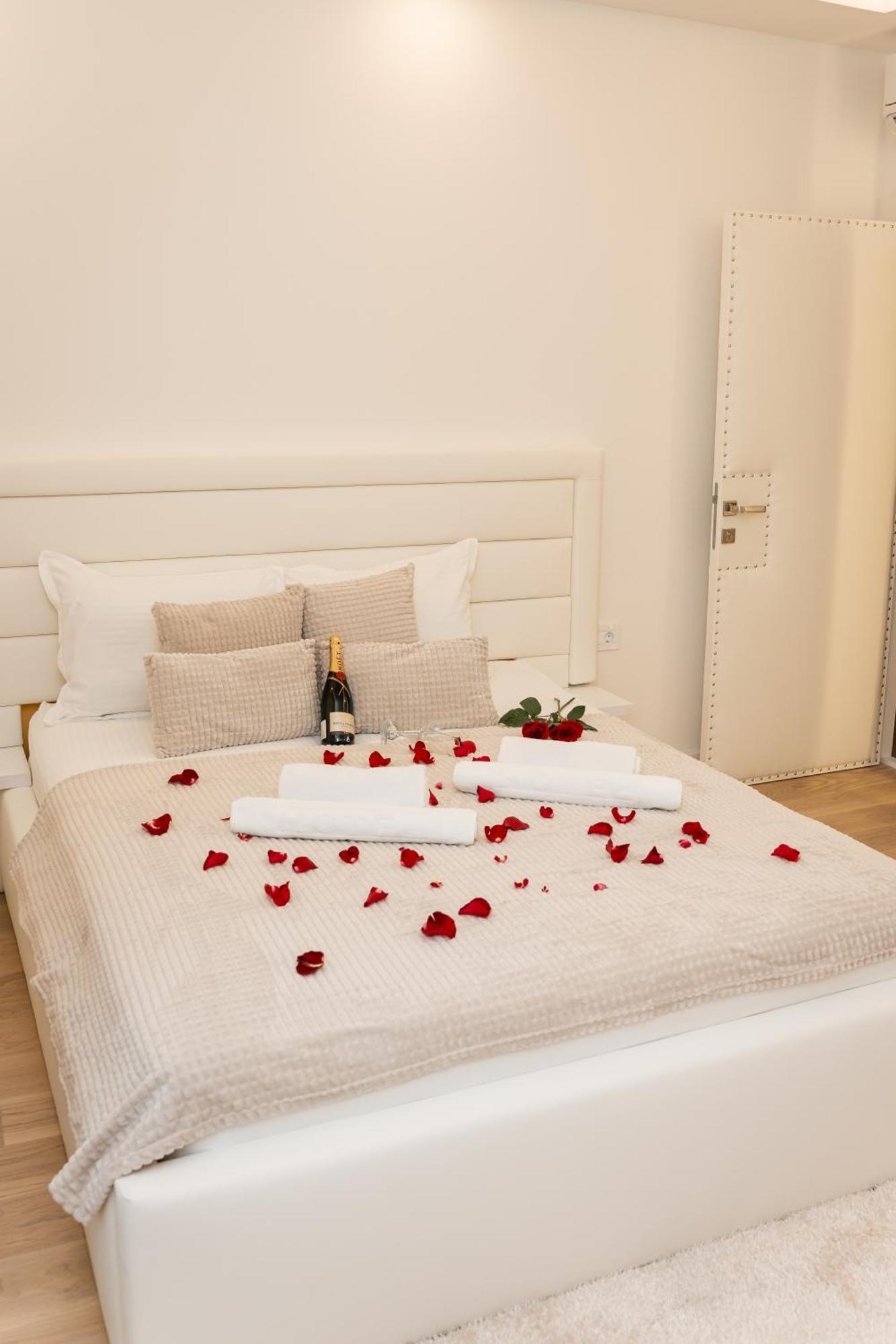 Sinfonia Lux Apartment Beograd Ngoại thất bức ảnh