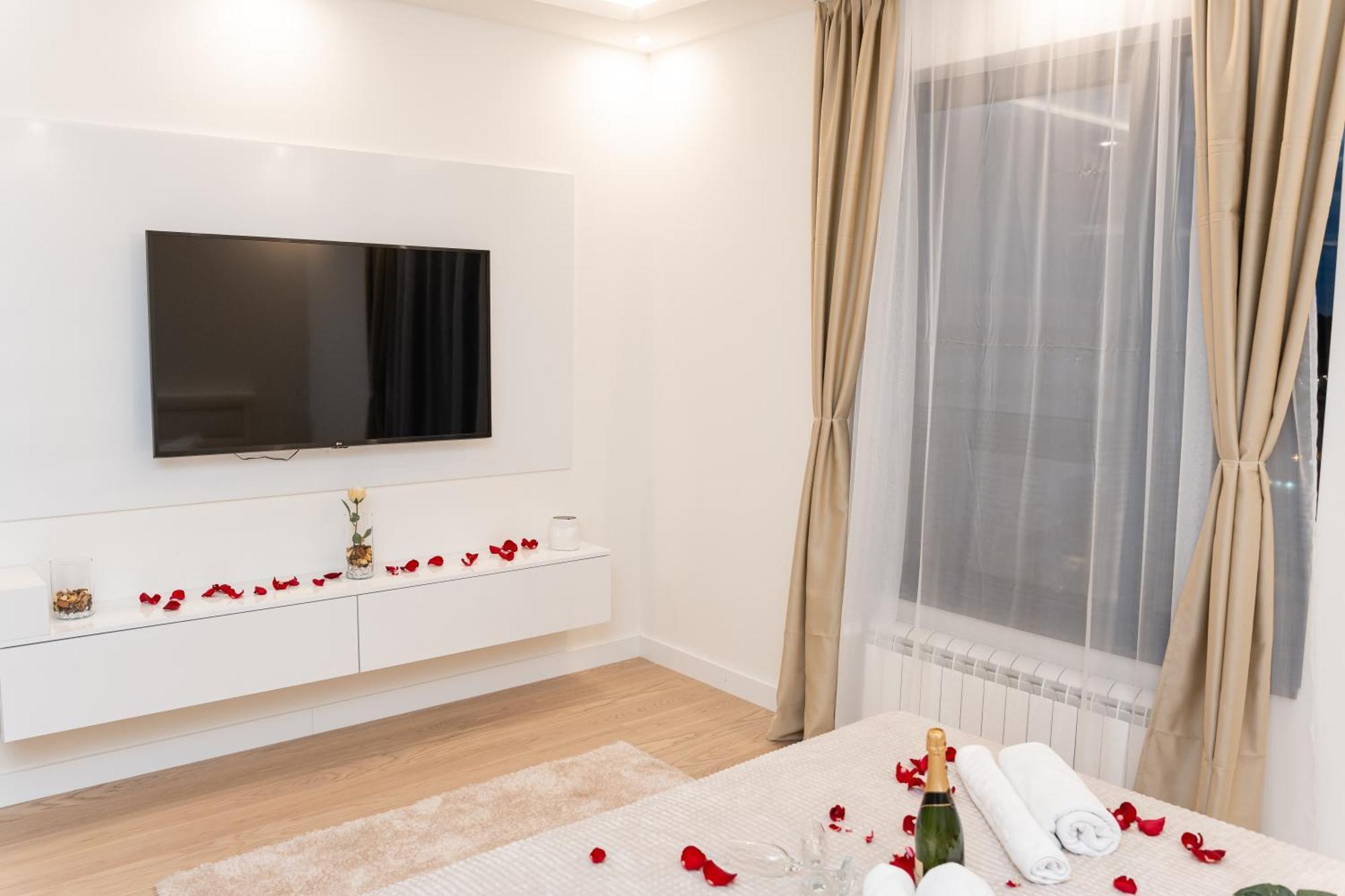 Sinfonia Lux Apartment Beograd Ngoại thất bức ảnh